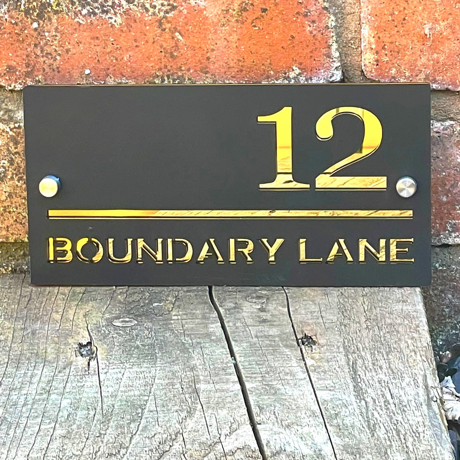 Acrylic House Signs Covering All Occasions